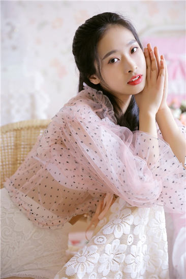 丝瓜秋葵草莓香蕉榴莲绿巨人